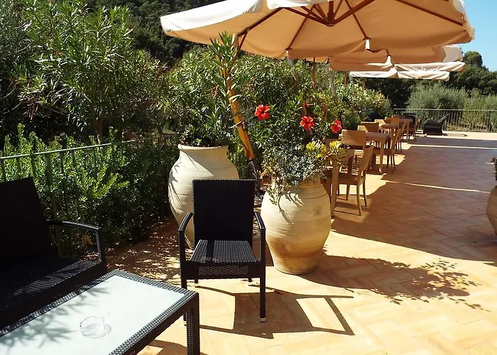 切法卢乡村旅行酒店 切法卢