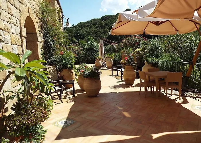 酒店 切法卢乡村旅行酒店 3*