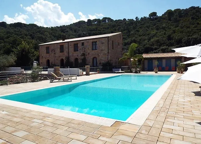 切法卢乡村旅行酒店 3* 切法卢